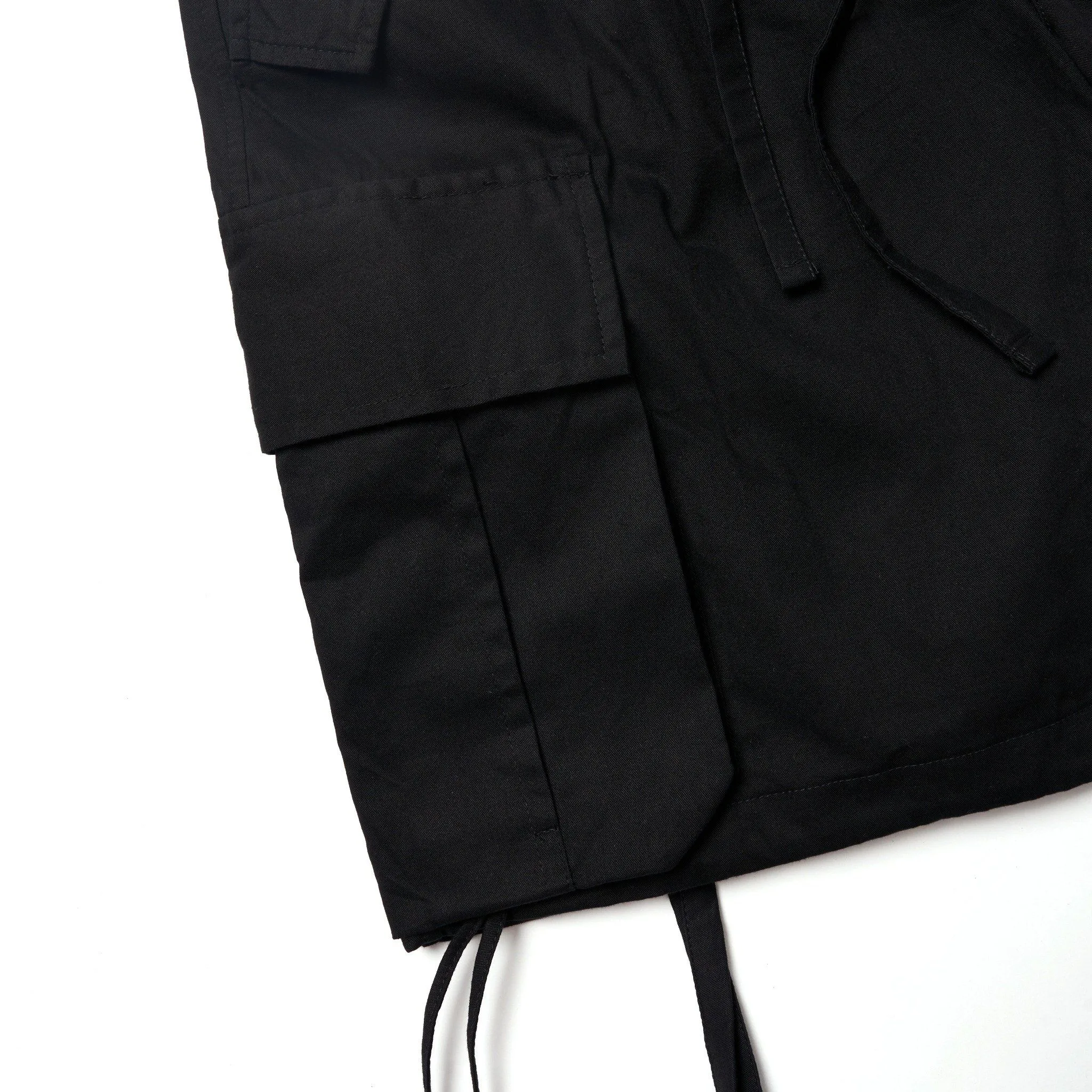 BAGGY CARGO SHORTS - BLACK