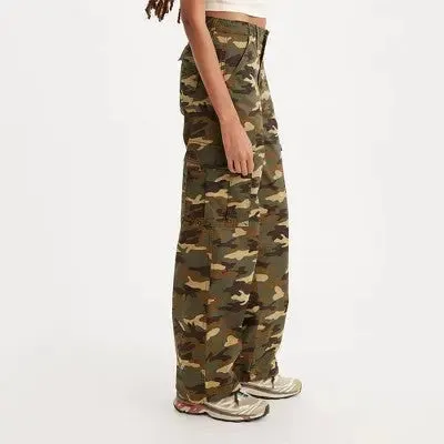 Levi's Women's Mid Rise Wide Leg Relaxed Cargo Pants Loose